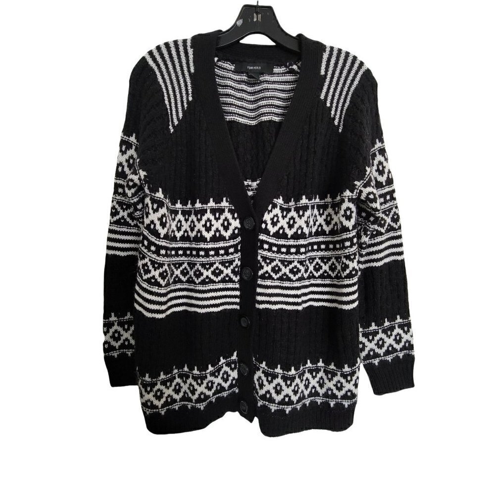 Forever 21 Oversize Thick Chunky Knit Long Sleeve Button Front Cardigan Sweater
